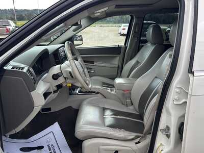 2007 Jeep Grand Cherokee, $3900. Photo 6
