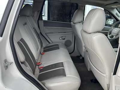 2007 Jeep Grand Cherokee, $3900. Photo 8