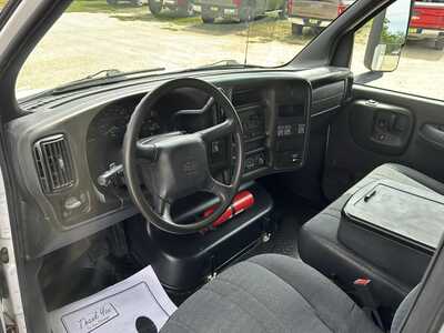 2009 Chevrolet Van,Cargo, $8900. Photo 4