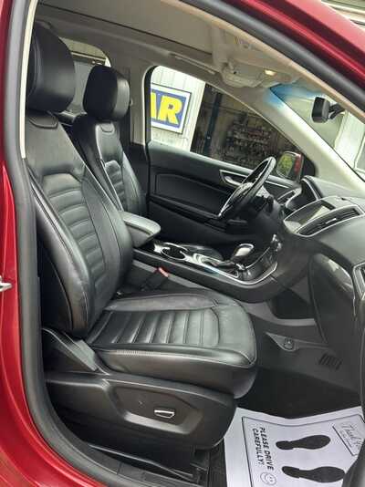 2016 Ford Edge, $8900. Photo 9