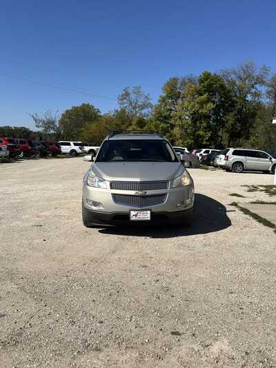 2011 Chevrolet Traverse, $1900. Photo 12