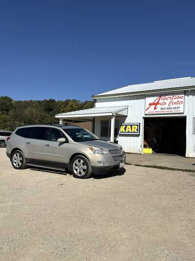 2011 Chevrolet Traverse, $1900. Photo 2
