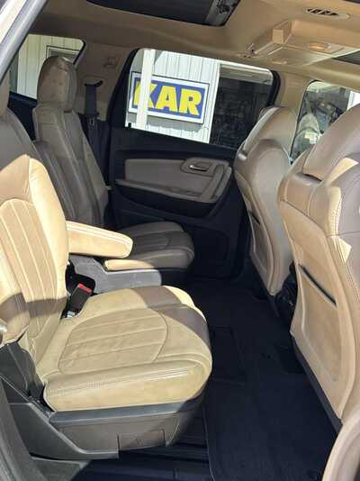 2011 Chevrolet Traverse, $1900. Photo 8