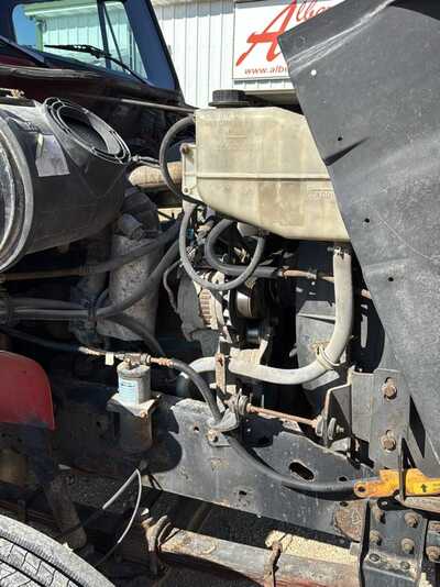 2002 International 4700, $14900. Photo 12