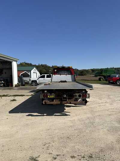 2002 International 4700, $14900. Photo 8