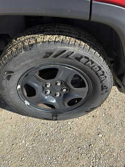 2019 Jeep Compass, $14900. Photo 11