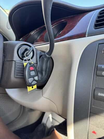 2007 Buick Lucerne, $9900. Photo 4