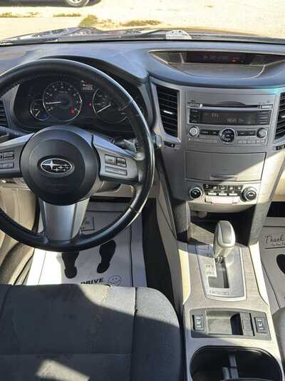 2011 Subaru Outback, $3900. Photo 4