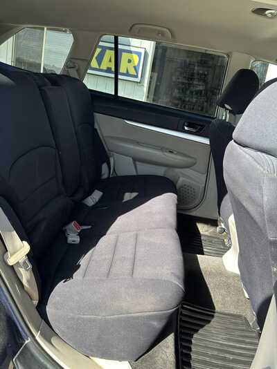 2011 Subaru Outback, $3900. Photo 8