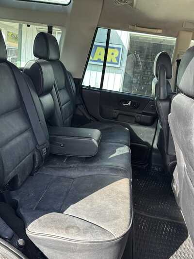 2004 Land Rover Discovery, $3900. Photo 8