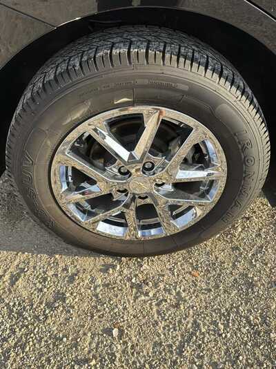 2023 Chevrolet Equinox, $12900. Photo 11