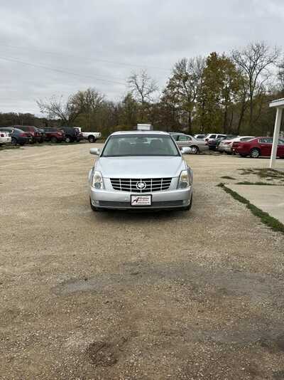 2009 Cadillac DTS, $6500. Photo 12