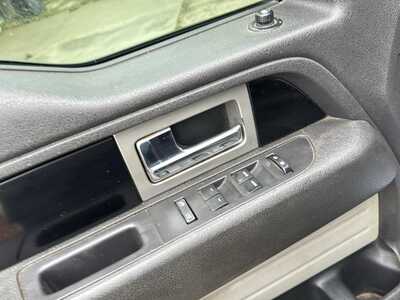 2011 Ford F150 Crew Cab, $7900. Photo 5