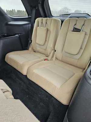 2017 Ford Explorer, $7500. Photo 5