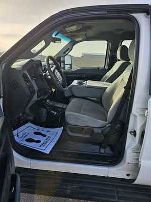 2013 Ford F350 Crew Cab, $11500. Photo 7