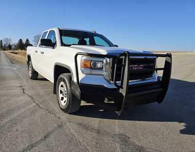 2015 GMC 1500 Crew Cab, $7500. Photo 1