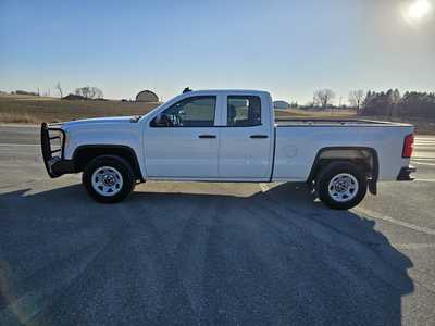 2015 GMC 1500 Crew Cab, $7500. Photo 3