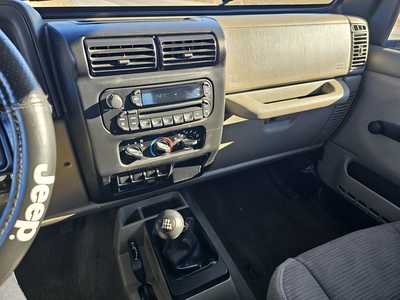 2005 Jeep Wrangler, $7900. Photo 9
