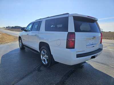 2016 Chevrolet Suburban, $11900. Photo 4