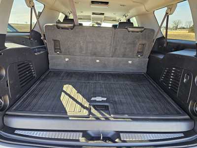 2016 Chevrolet Suburban, $11900. Photo 6