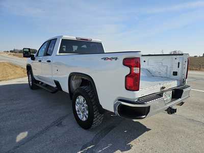 2021 Chevrolet 2500 Crew Cab, $19900. Photo 4