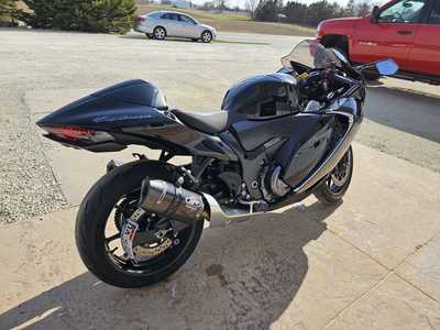 2023 Suzuki Motorcycle, $15800. Photo 4