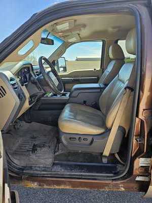 2011 Ford F250 Crew Cab, $6500. Photo 6