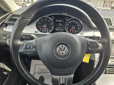 2010 Volkswagen CC, $4950. Photo 10