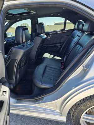 2010 Mercedes-Benz E-Class, $12500. Photo 5