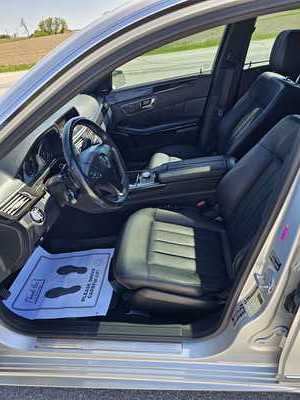 2010 Mercedes-Benz E-Class, $12500. Photo 7