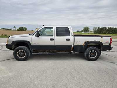 2007 Chevrolet 2500 Crew Cab, $4800. Photo 3