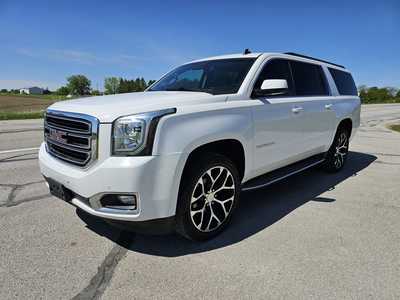 2015 GMC Yukon XL, $10900. Photo 2