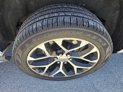 2015 GMC Yukon XL, $10900. Photo 5