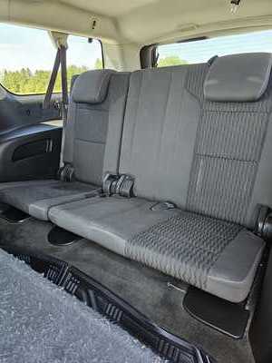 2015 GMC Yukon XL, $10900. Photo 7