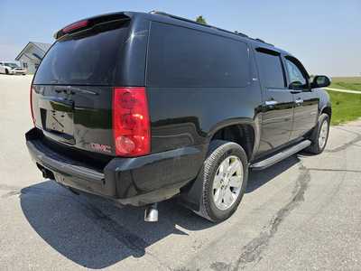 2008 GMC Yukon XL, $4950. Photo 5