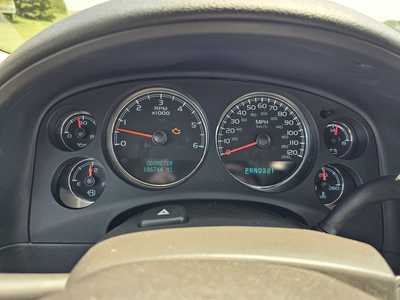 2008 GMC Yukon XL, $4950. Photo 11