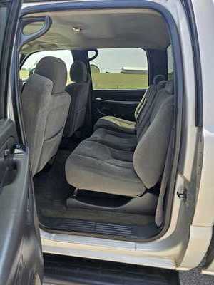 2004 Chevrolet 2500 Crew Cab, $7500. Photo 5