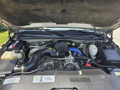 2004 Chevrolet 2500 Crew Cab, $7500. Photo 9