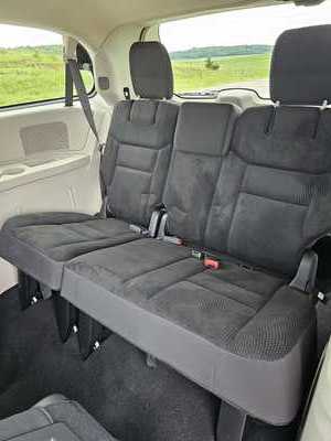 2019 Dodge Caravan, Grand, $7500. Photo 7