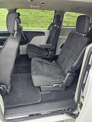 2019 Dodge Caravan, Grand, $7500. Photo 8