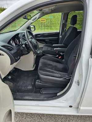 2019 Dodge Caravan, Grand, $7500. Photo 9