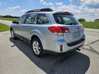 2014 Subaru Outback, $4950. Photo 4