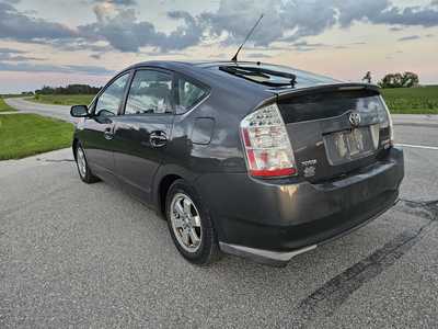 2008 Toyota Prius, $2000. Photo 4