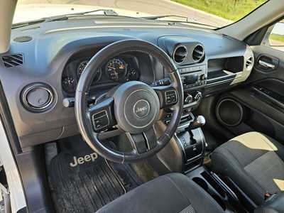 2017 Jeep Patriot, $3950. Photo 9