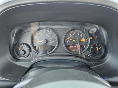 2017 Jeep Patriot, $3950. Photo 11