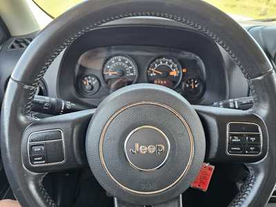 2017 Jeep Patriot, $3950. Photo 12