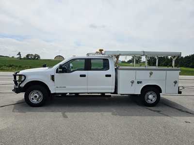 2019 Ford F350 Crew Cab, $26500. Photo 3