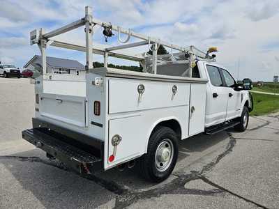 2019 Ford F350 Crew Cab, $26500. Photo 5