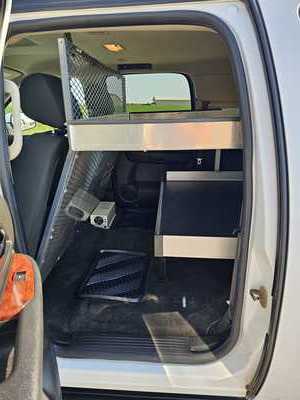 2014 Chevrolet Suburban, $7700. Photo 7