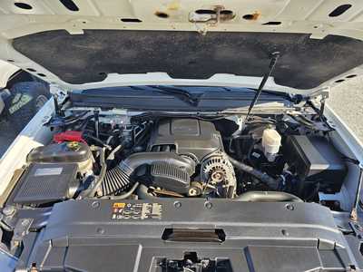 2014 Chevrolet Suburban, $7700. Photo 12